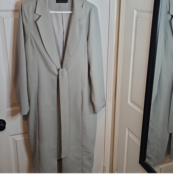 LAVISH ALICE LONG DRESS COAT WITH POCKETS NWOT - Picture 2 of 5